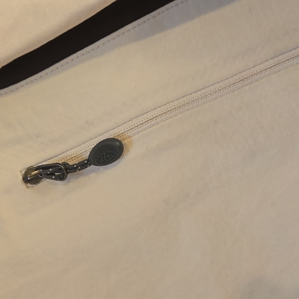 Cloudveil Jackson Hole, Wyoming Creamy White Windbreaker - Picture 6 of 15